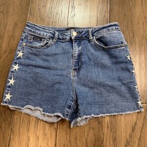 Judy Blue Women's Size L Denim Shorts Star Embellished‎ Frayed Hem Jean Shorts